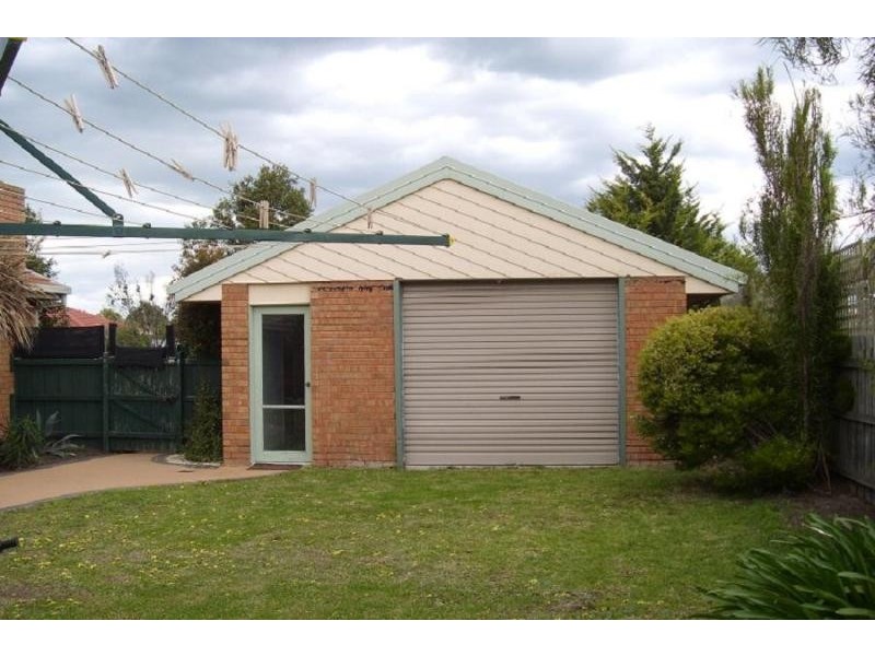 5 Kellett Street, Cranbourne North VIC 3977