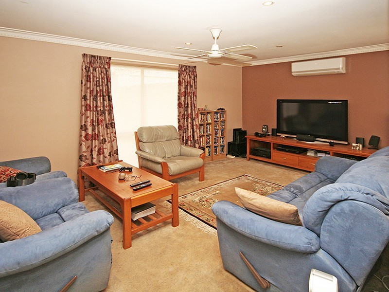 Cranbourne VIC 3977