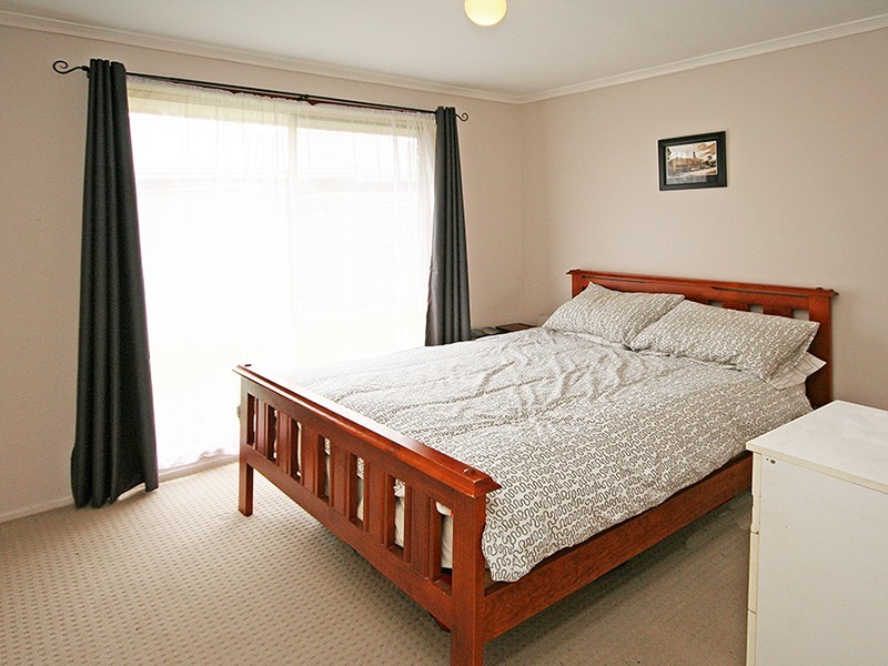 Cranbourne West VIC 3977