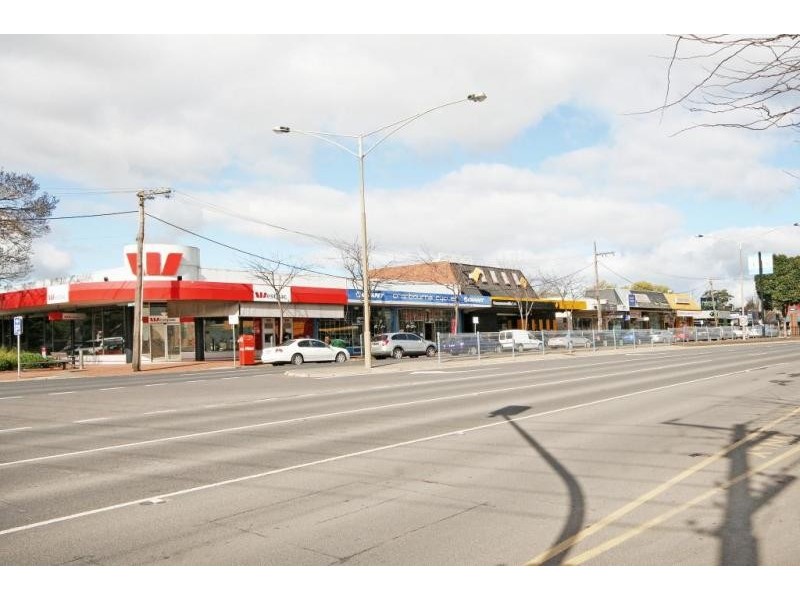 6 Bates Street, Cranbourne VIC 3977