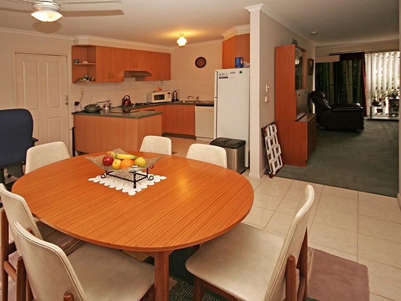 4/28-30 Childers Street, Cranbourne VIC 3977