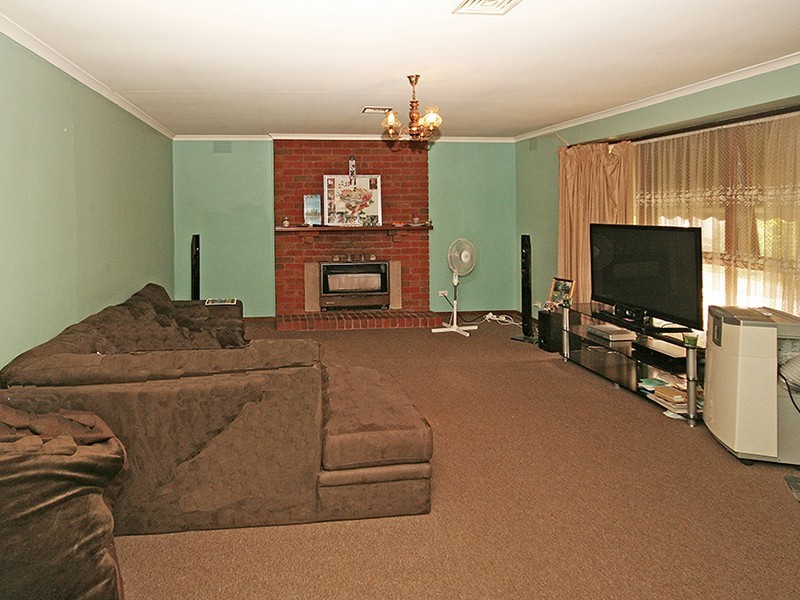Cranbourne VIC 3977