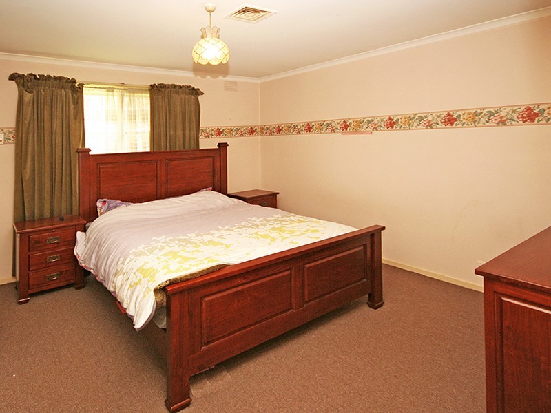 Cranbourne VIC 3977