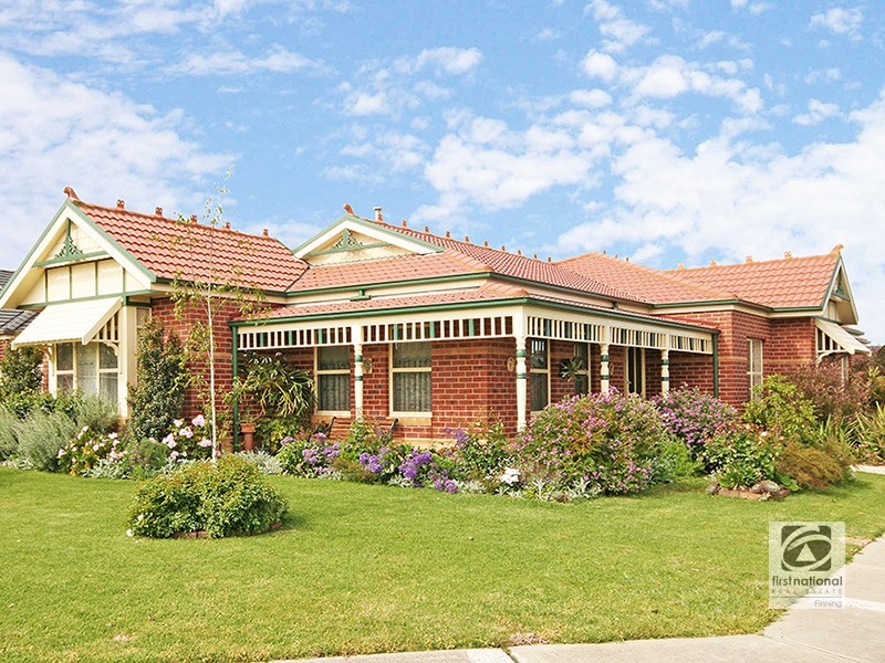 20 Dan Morgan Drive, Cranbourne East VIC 3977