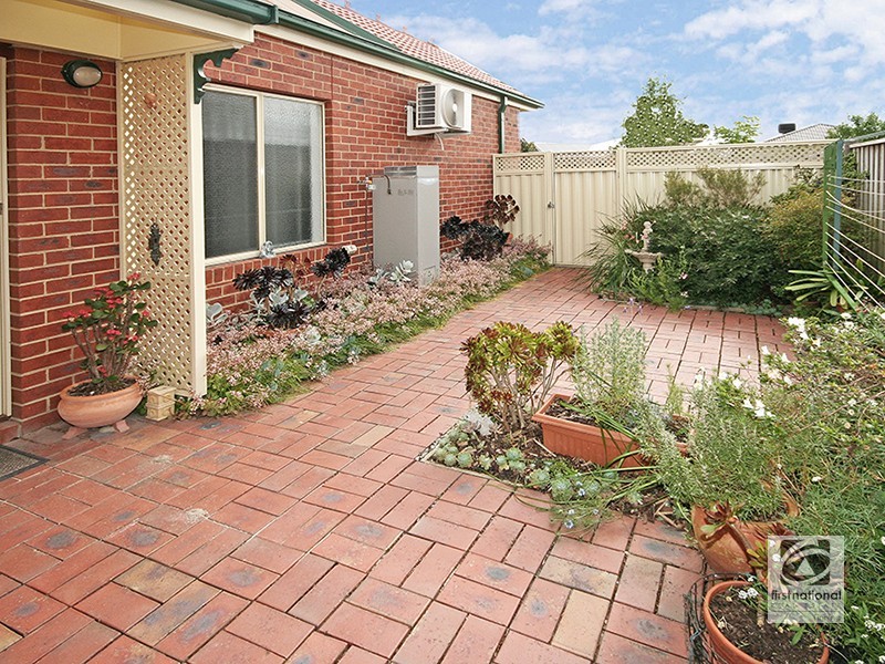 20 Dan Morgan Drive, Cranbourne East VIC 3977