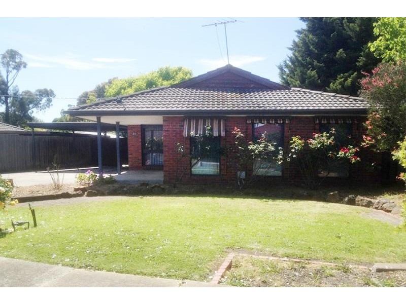 30 Barkly Street, Cranbourne VIC 3977