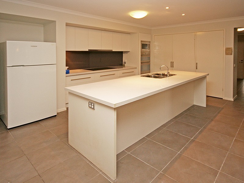 Cranbourne North VIC 3977