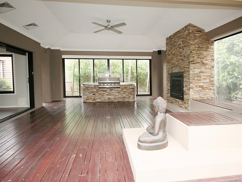 Cranbourne North VIC 3977