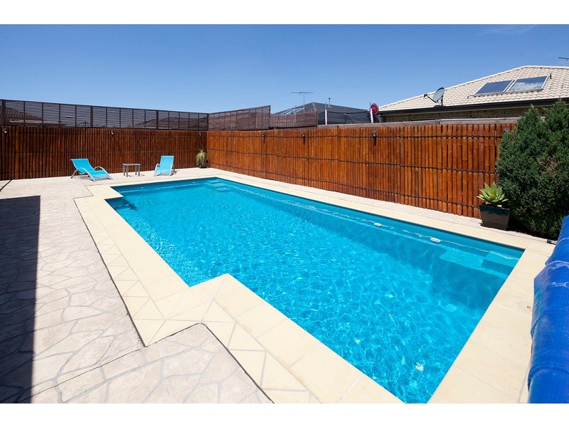 Cranbourne VIC 3977
