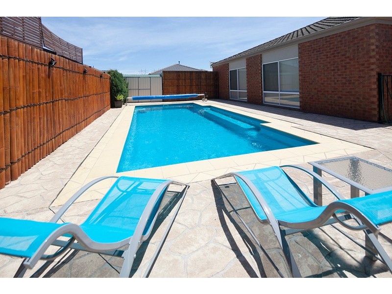 Cranbourne VIC 3977