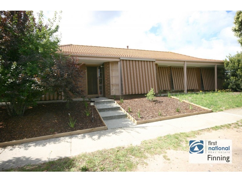 19 Hoysted Avenue, Cranbourne North VIC 3977