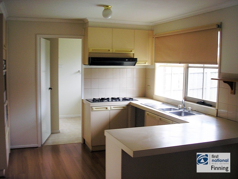 19 Hoysted Avenue, Cranbourne North VIC 3977