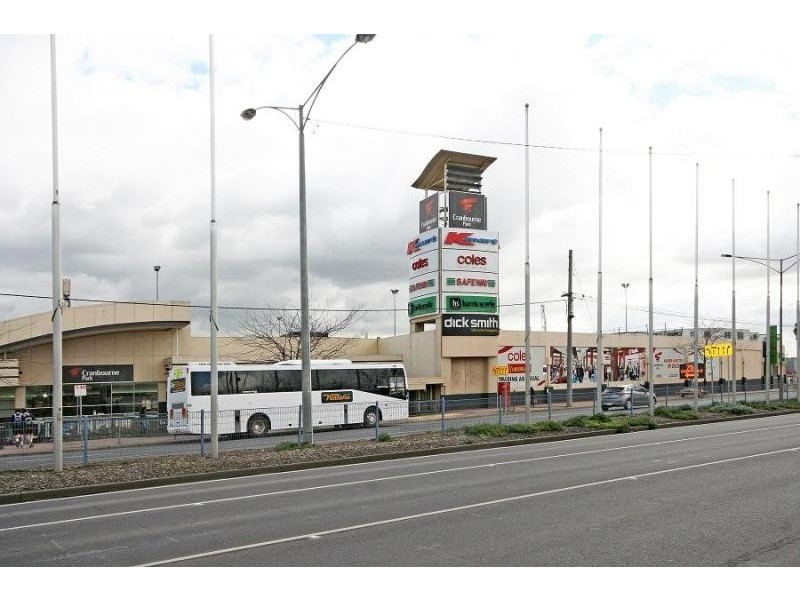 7 Evelyne Avenue, Cranbourne VIC 3977