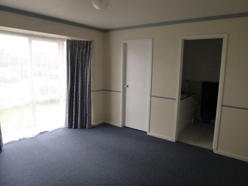 34 Broome Crescent, Cranbourne North VIC 3977