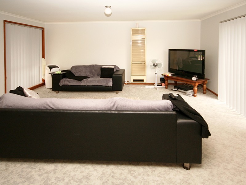 Cranbourne North VIC 3977