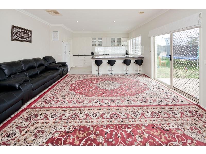 Cranbourne VIC 3977