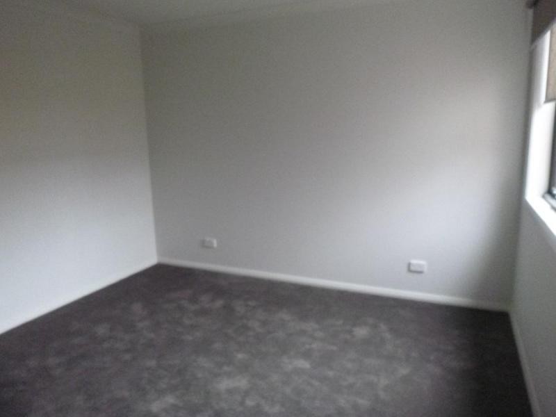 2/52 Taylor Street, Cranbourne VIC 3977