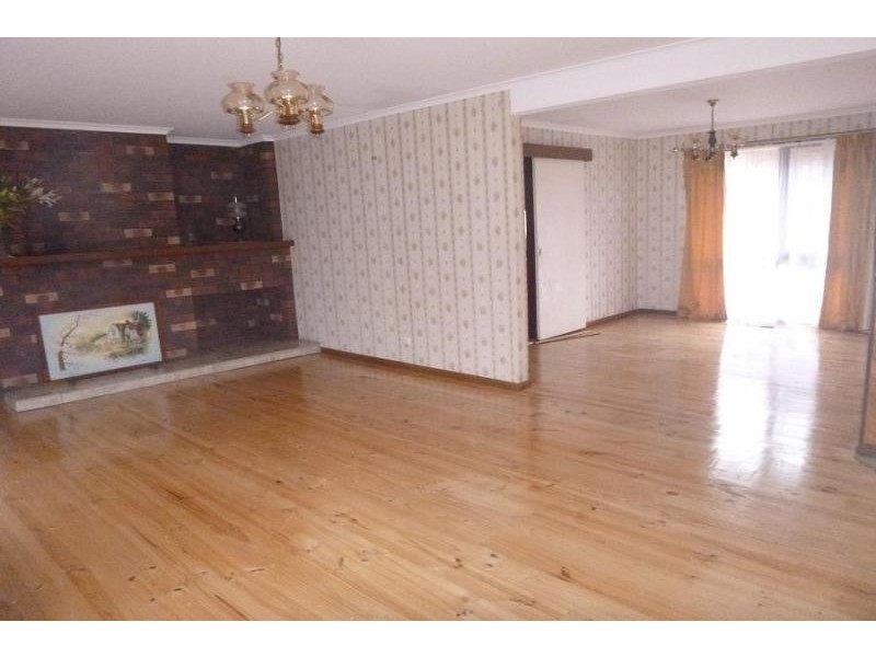 100 Marylyn Place, Cranbourne VIC 3977