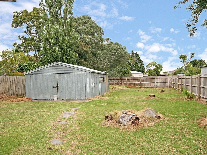 6 Belmar street, Cranbourne VIC 3977