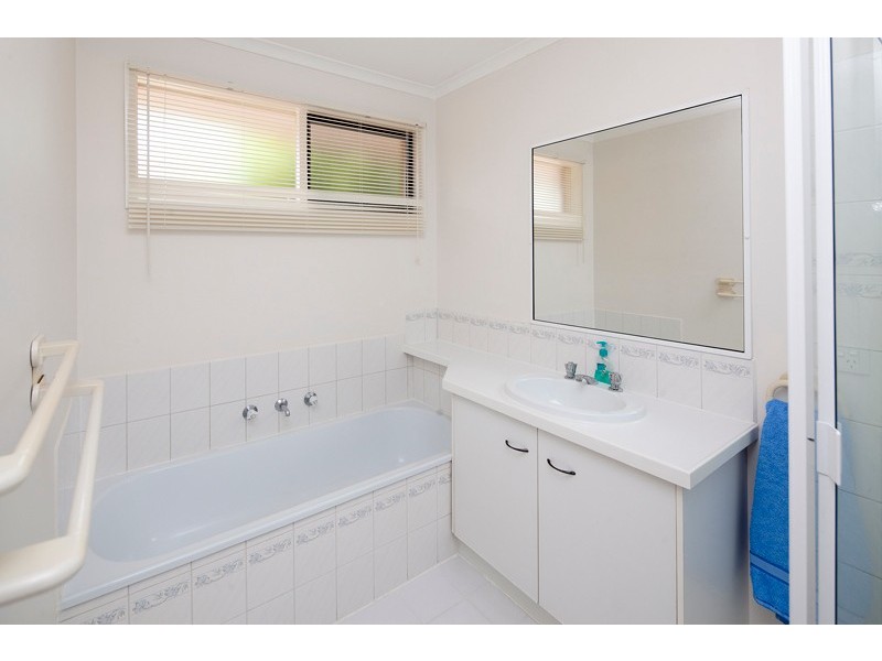 Cranbourne North VIC 3977