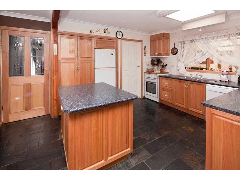 Cannons Creek VIC 3977