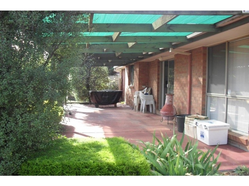 43 Joyce Street, Cranbourne West VIC 3977