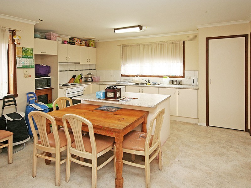 Cranbourne VIC 3977