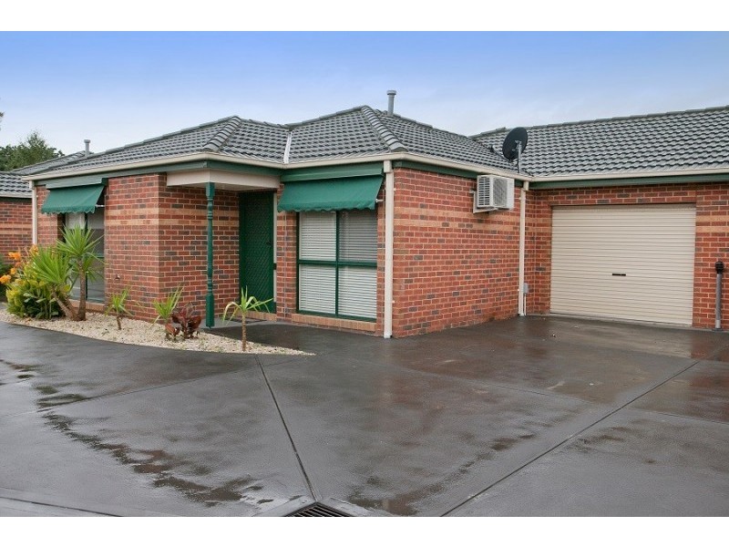 2/28-30 Childers Street, Cranbourne VIC 3977