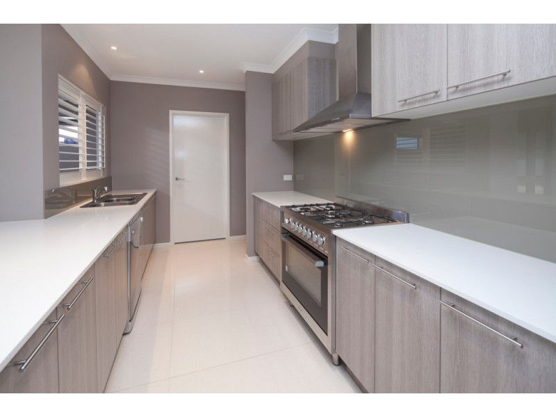 Clyde North VIC 3978