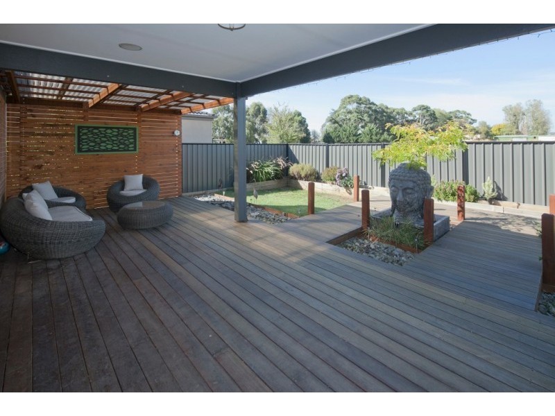 Clyde North VIC 3978