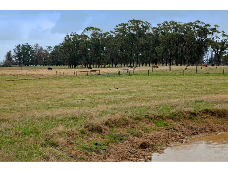Nyora VIC 3987