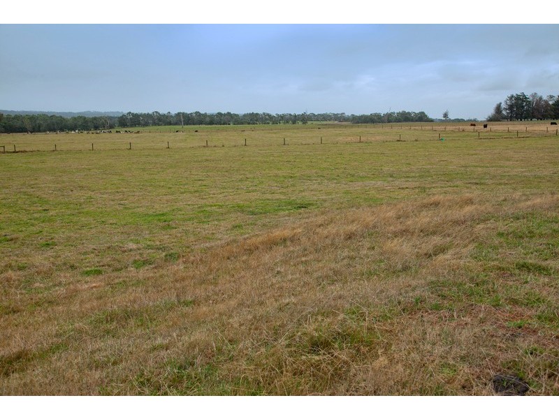Nyora VIC 3987