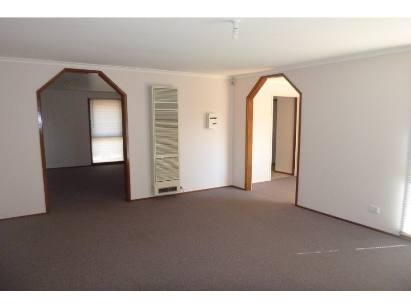 1/36 Virginia Street, Cranbourne VIC 3977