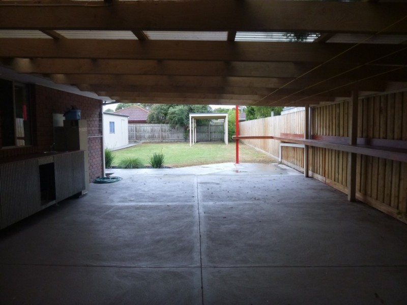 86 Monahans Road, Cranbourne VIC 3977