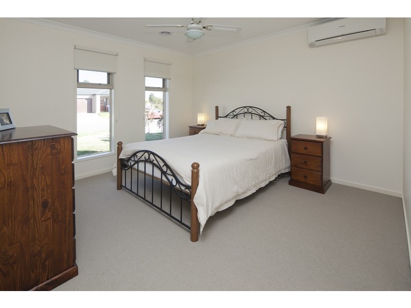 Cranbourne East VIC 3977