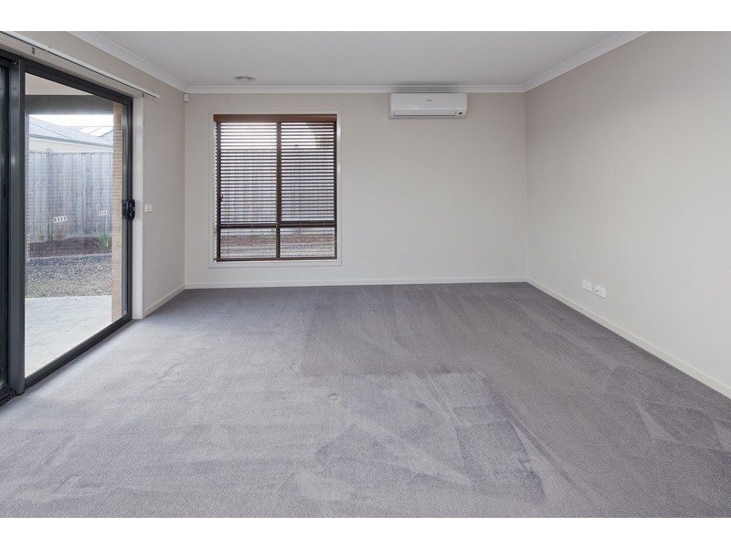 Cranbourne West VIC 3977