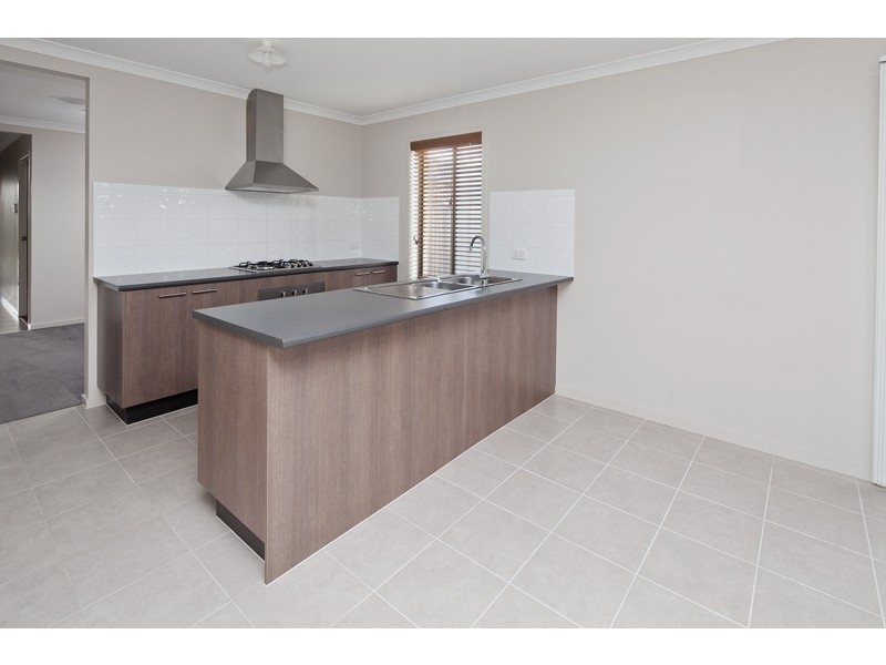 Cranbourne West VIC 3977