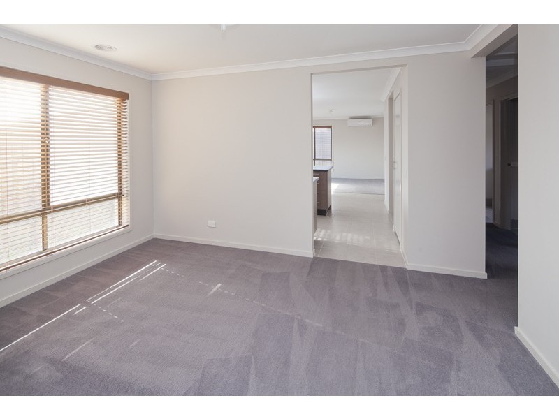 Cranbourne West VIC 3977