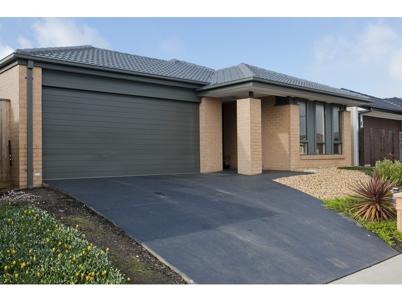 Cranbourne West VIC 3977