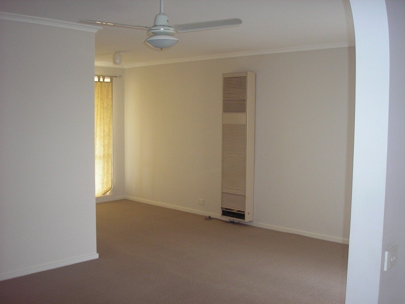 34 Ivan Crescent, Hampton Park VIC 3976