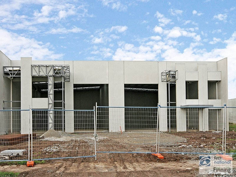 2/Lot 14 Morialta Road, Cranbourne VIC 3977