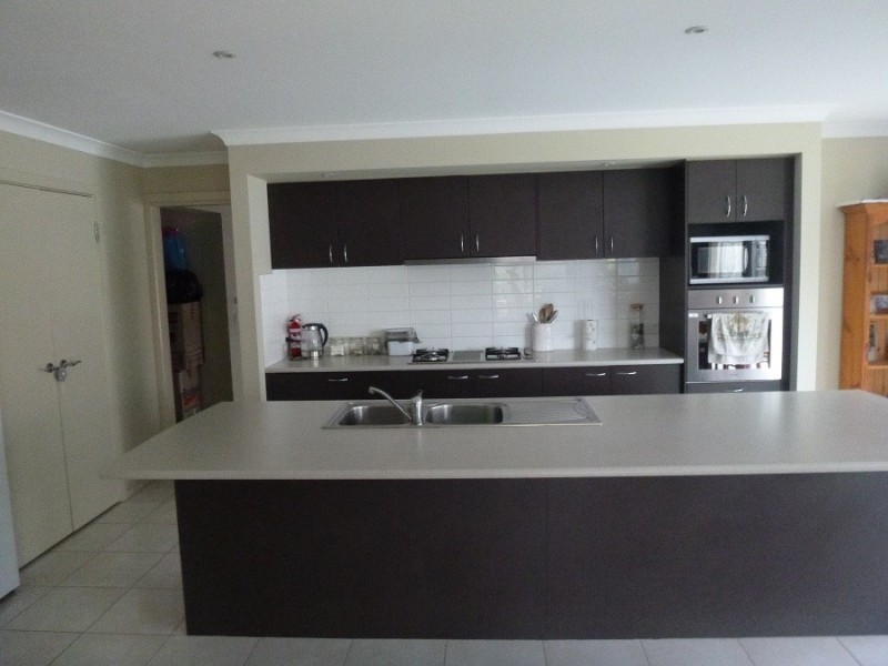 48 Bluemist Circuit, Lyndhurst VIC 3975