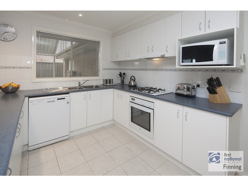 86 Majestic Boulevarde, Cranbourne VIC 3977