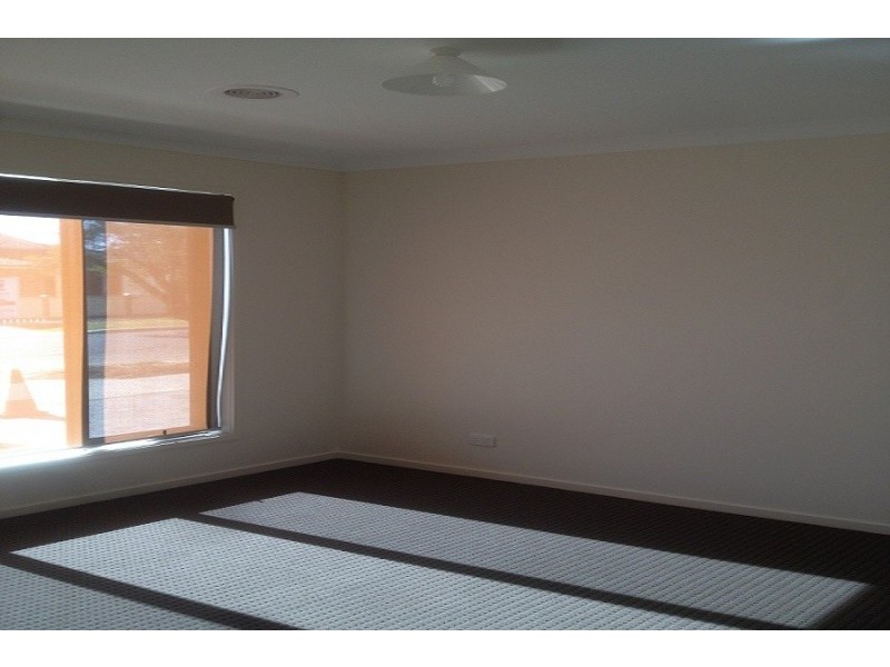 34A Jillian Street, Cranbourne VIC 3977