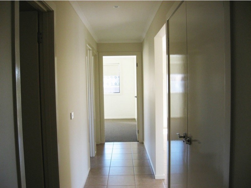 12 Beagle Street, Cranbourne East VIC 3977