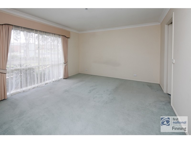 5 Gilmore Crescent, Lynbrook VIC 3975