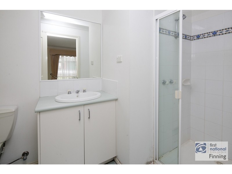 5 Gilmore Crescent, Lynbrook VIC 3975