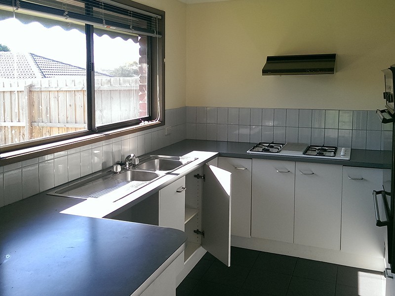 80 Lesdon Avenue, Cranbourne VIC 3977