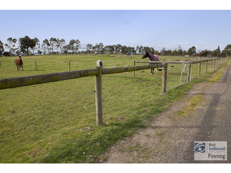 65 Maraline Rd, Langwarrin VIC 3910