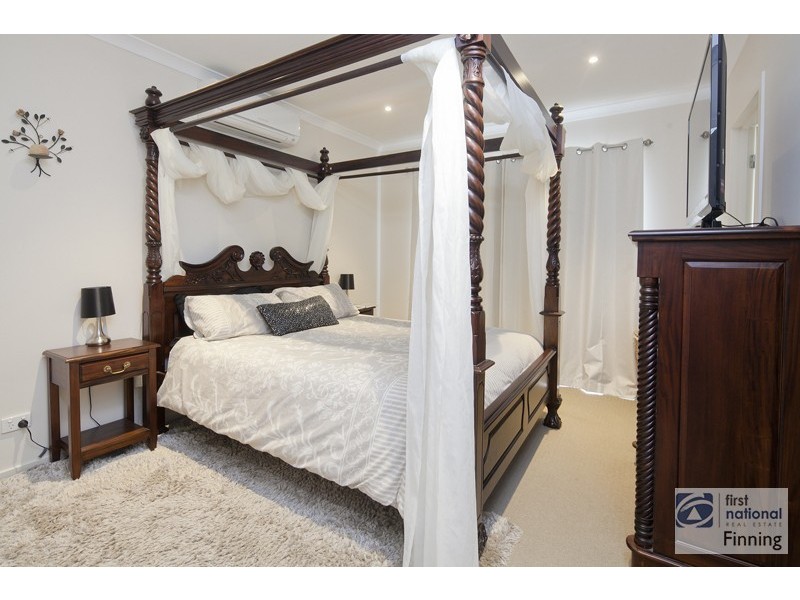 24 Nobel Dve, Cranbourne West VIC 3977